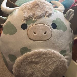 Squishmallows Celestino Cow Plush - Sage Green and Cream